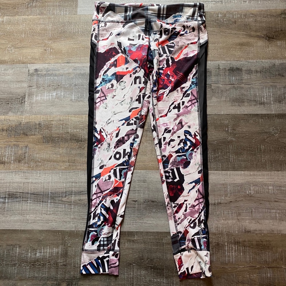 🧜♀️ Reebok Capri Leggings - Picture 1 of 5